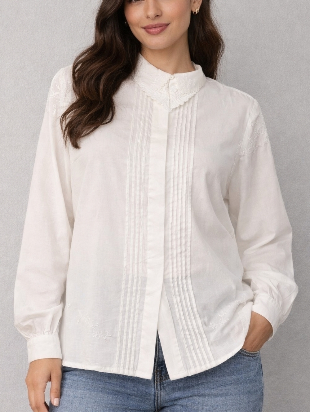 3/$30 NICOLA White Pintucked Embroidered Long Sleeve Colonial Castlecore Blouse